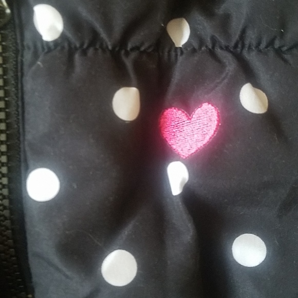 6-9m snowsuit like new - Picture 3 of 6